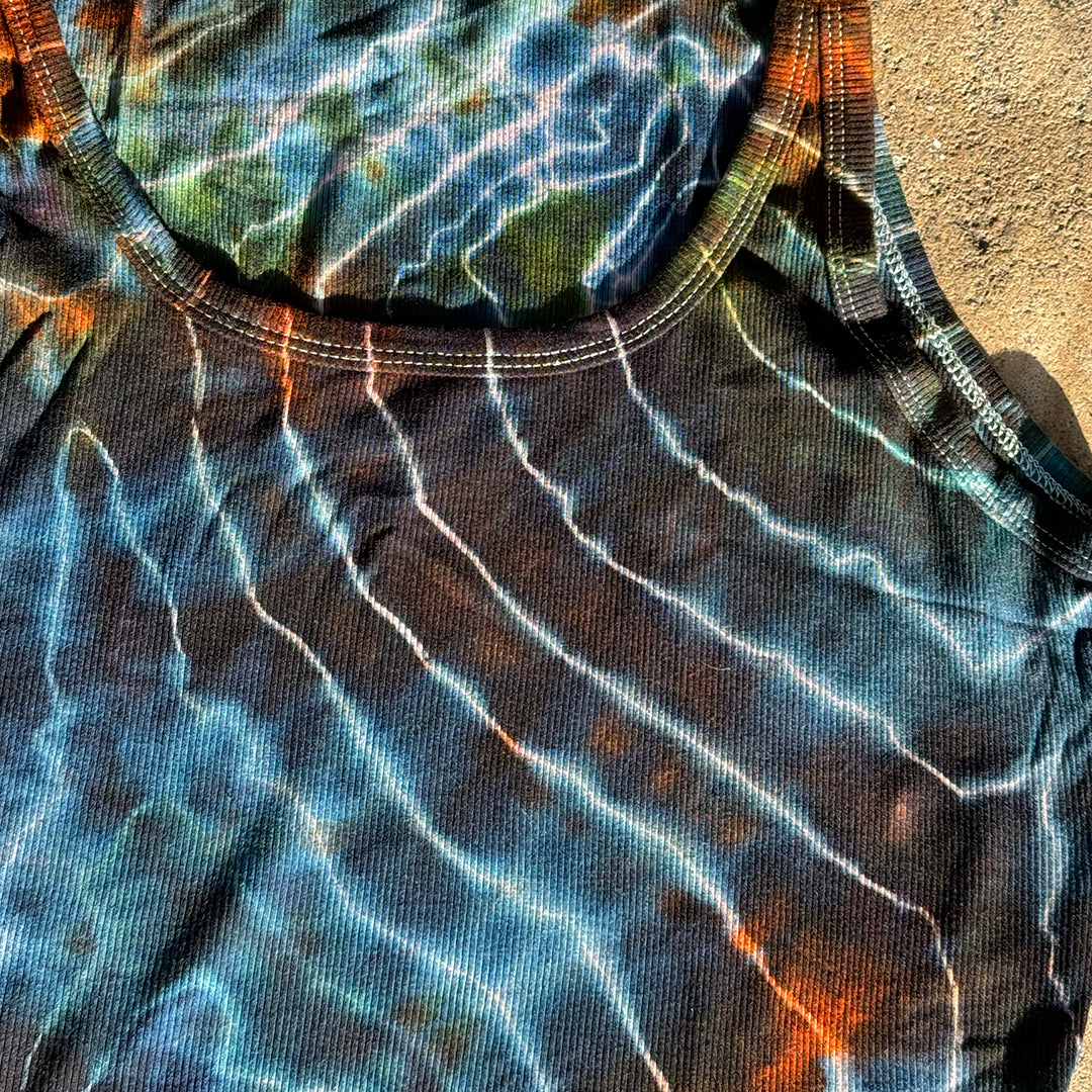 EXTRA LARGE CROP TANK TOP