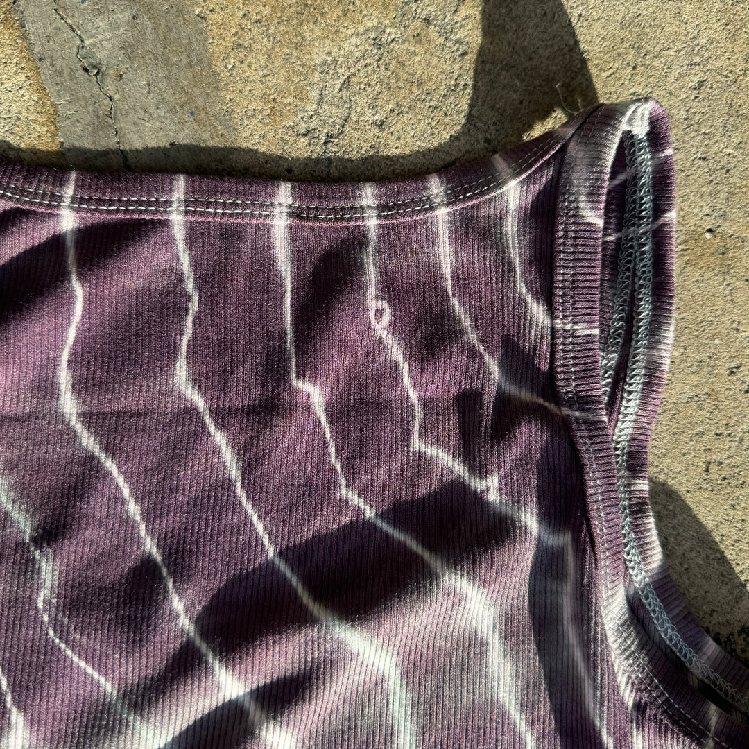 MEDIUM CROP TANK TOP