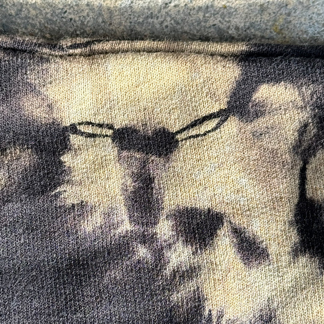 MEDIUM CREWNECK SWEATSHIRT