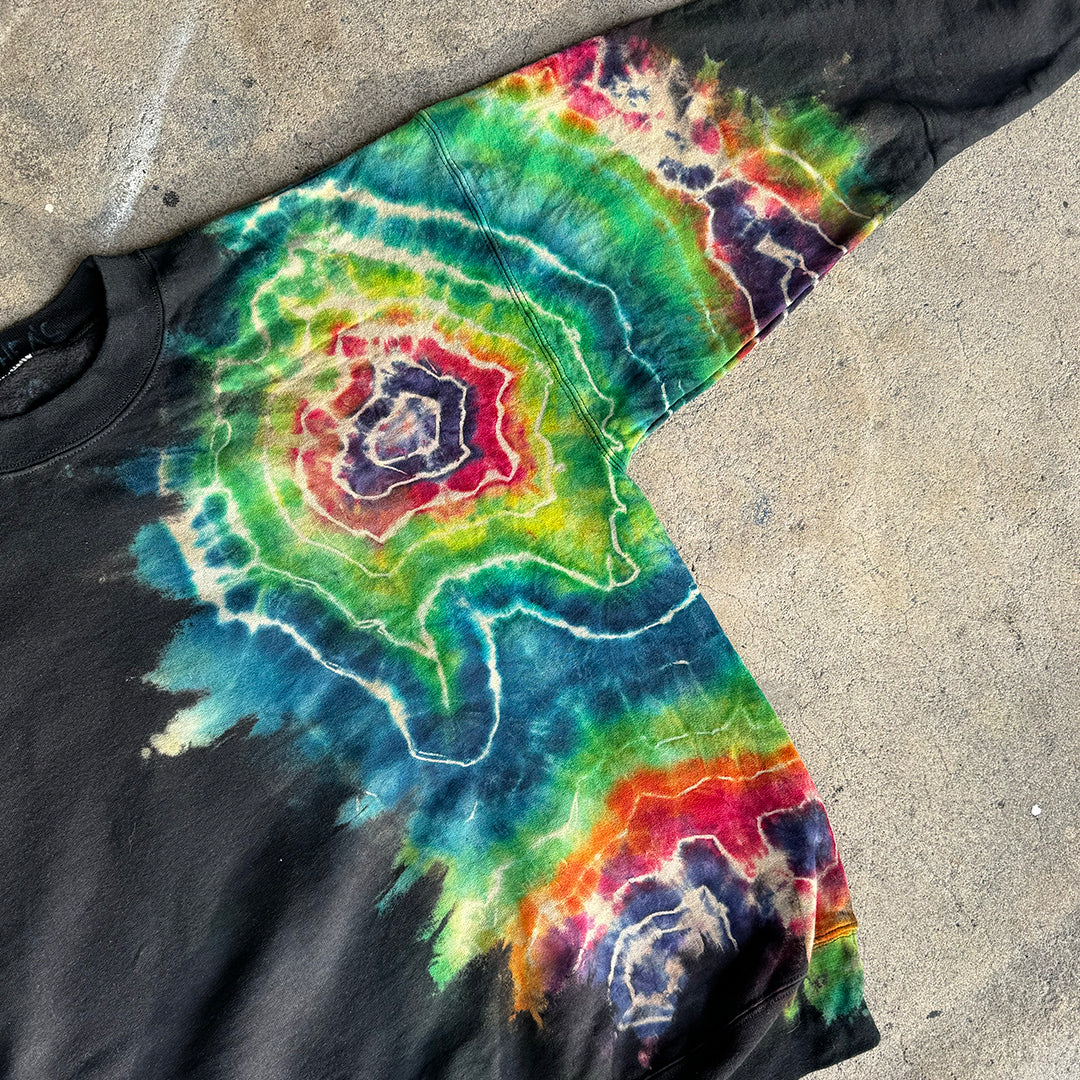 MEDIUM CREWNECK SWEATSHIRT