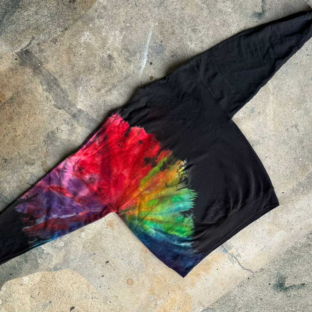 MEDIUM CREWNECK SWEATSHIRT
