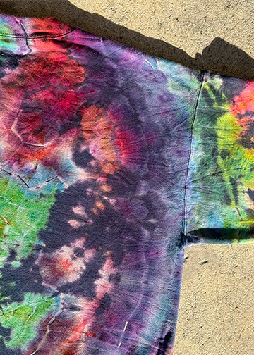 MEDIUM CREWNECK SWEATSHIRT