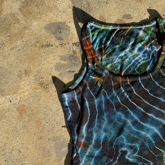 EXTRA LARGE CROP TANK TOP